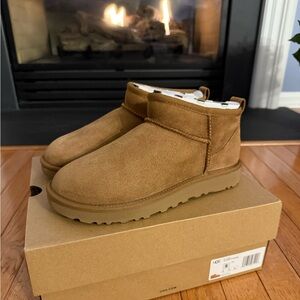 UGG Classic Ultra Mini